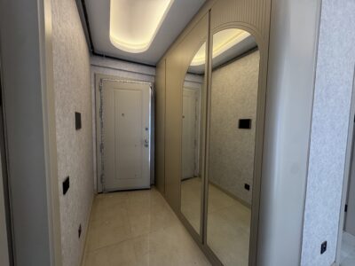 ELİT'ten YENİŞAFAK MAH HAVUZLU SİTE AÇIK KAPALI OTOPARK GİYOTİN CAM BALKONLU 3,5+1 FIRSAT DAİRE
