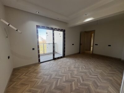 ELİT'ten YENİŞAFAK MAH HAVUZLU SİTE AÇIK KAPALI OTOPARK GİYOTİN CAM BALKONLU 3,5+1 FIRSAT DAİRE