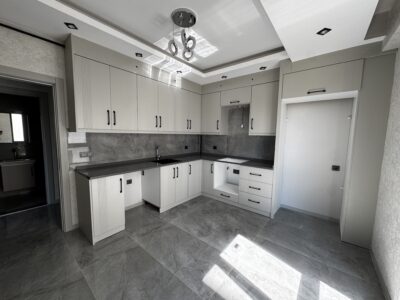 ELİT'DEN YENİŞAFAK MAHALLESİ'NDE GENİŞ VE FERAH 3+1 DAİRE
