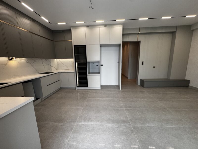 ELİT'ten 1200 EVLER MAH.HAVUZLU KAPALI OTOPARK PEYZAJ MÜKEMMEL DAİRE