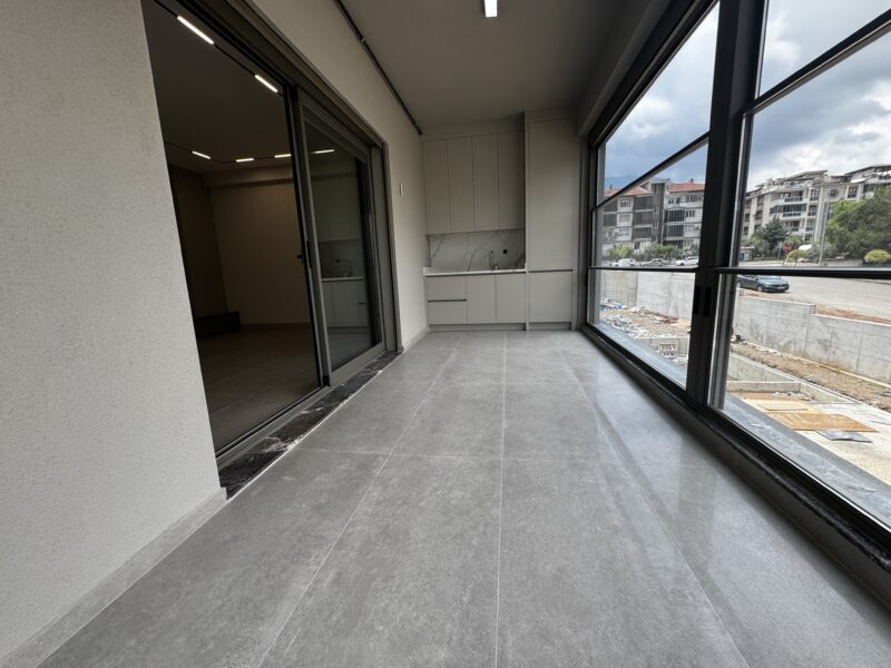 ELİT'ten 1200 EVLER MAH.HAVUZLU KAPALI OTOPARK PEYZAJ MÜKEMMEL DAİRE