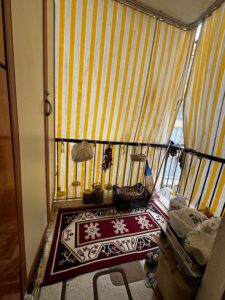 ELİT'den AKKONAKTA 11 YILLIK ARAKAT 112 M2 2+1 BEYAN SIKINTI YOK