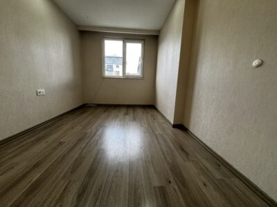 ELİT'den ÖZEL SAĞLIK HAST.MEVKİ CADDE ÜZERİNDE ASANSÖRLÜ ARAKAT