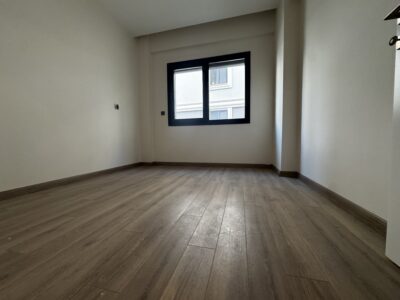 ELİT'den BAĞBAŞI YENİYOL ÜZERİ ELK.PANJUR ANKASTRE TAKILI 3+1
