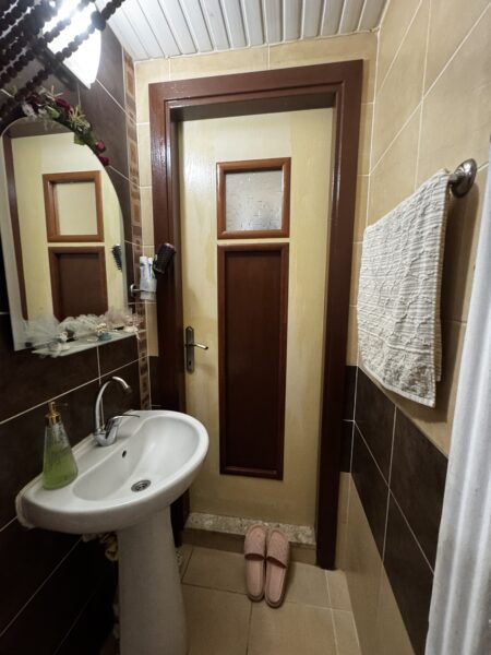 ELİT'den AKKONAKTA 11 YILLIK ARAKAT 112 M2 2+1 BEYAN SIKINTI YOK
